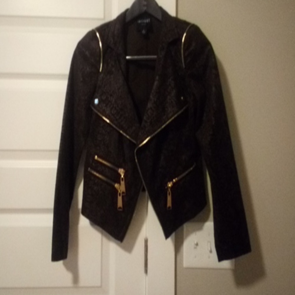 Brown alligator subtle print polyester jacket